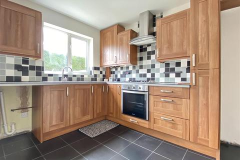 8 Harvest Close, Balby, Doncaster, DN4 0NL