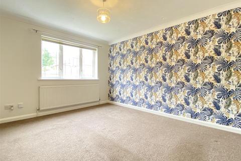 8 Harvest Close, Balby, Doncaster, DN4 0NL