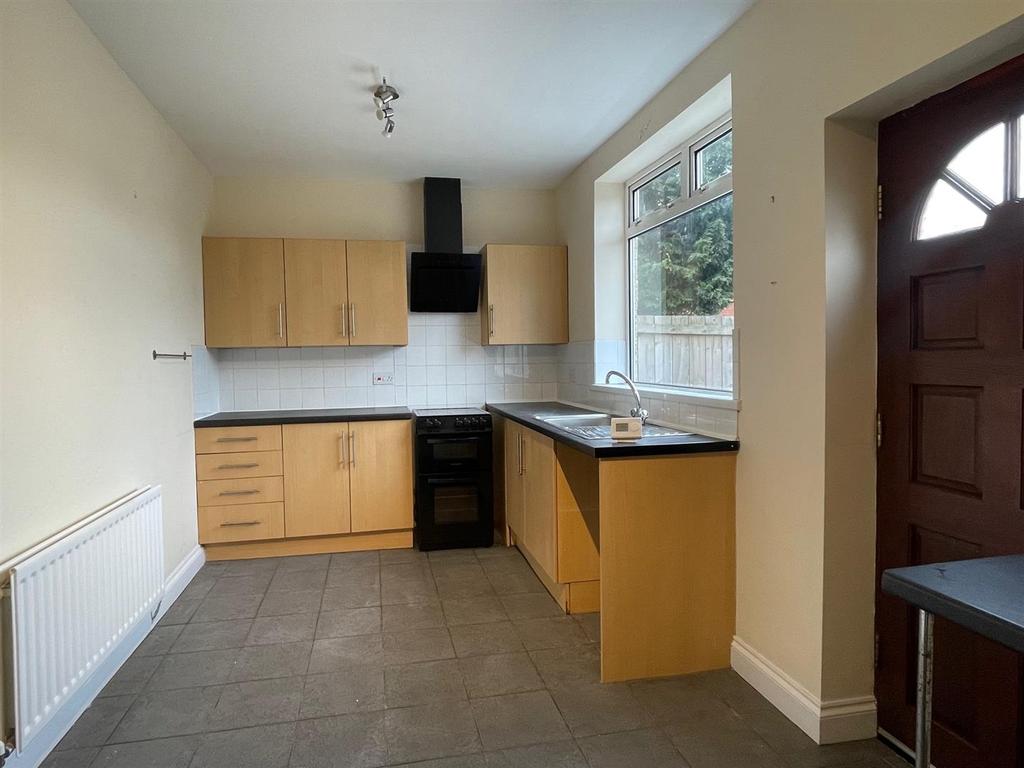 Wellwood Gardens, Morpeth 2 bed terraced house £135,000