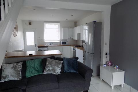 5 Ashfield Road, Abertillery, NP13 1QE