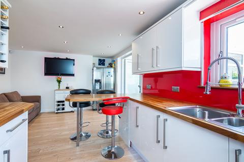 12 Silverknowes Bank, Edinburgh, EH4 5PB
