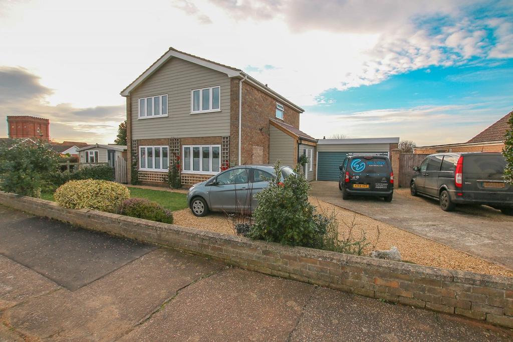 Collingwood Road, Hunstanton, PE36 4 bed detached house £499,950