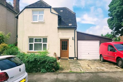 3 bedroom detached house for sale, Vicarage Road, Strood, Rochester