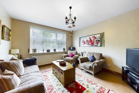 4 Vicarage Road, Strood, Rochester, ME2 4DG