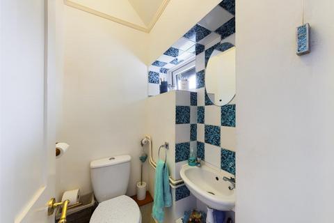 4 Vicarage Road, Strood, Rochester, ME2 4DG