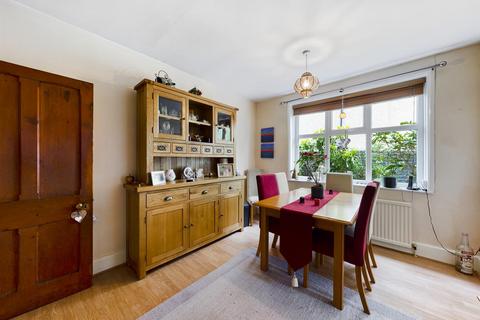 4 Vicarage Road, Strood, Rochester, ME2 4DG