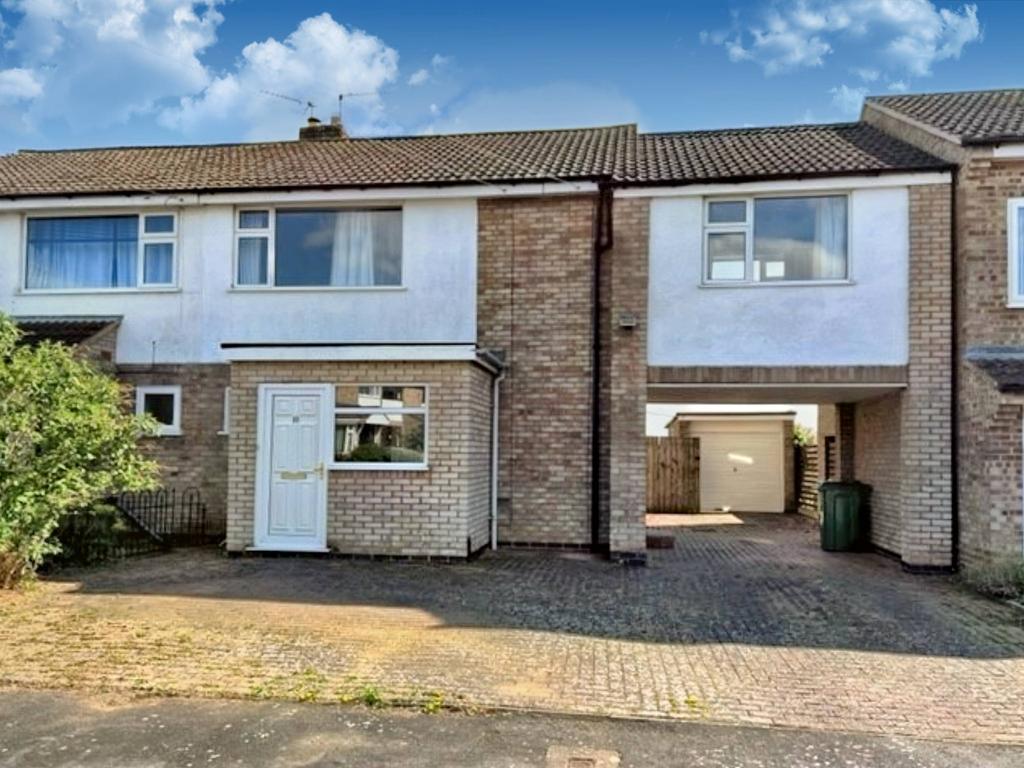 Tilton Drive, Oadby, Leicester LE2 4 bed semidetached house £1,250
