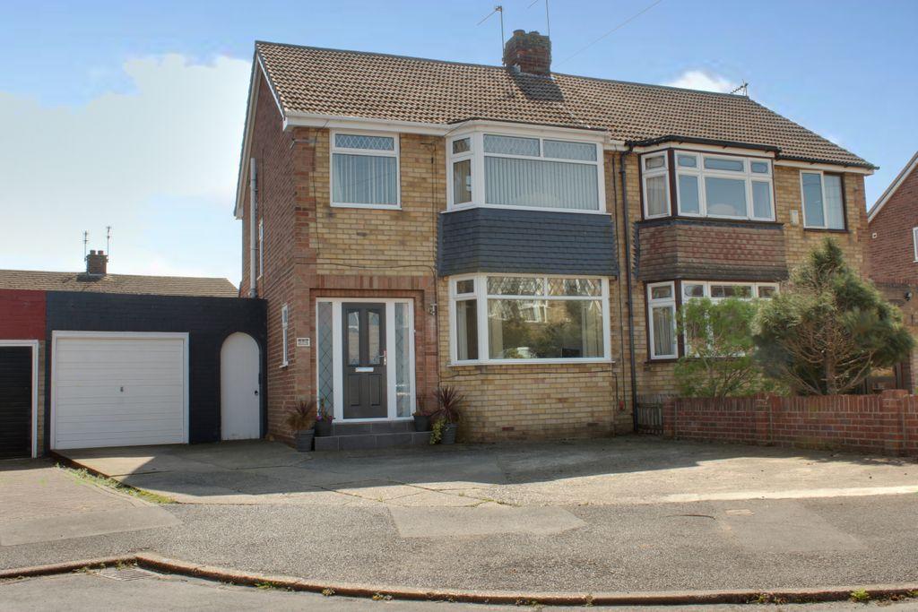 Eastfield Close, Beverley HU17 9PW 3 bed semidetached house £265,000