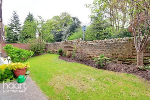 10 Elm Close, Nottingham, NG3 5AH