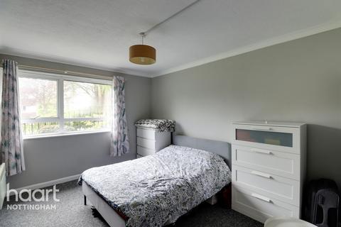 10 Elm Close, Nottingham, NG3 5AH