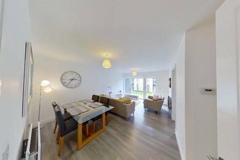 2 bedroom flat to rent, Brunswick Road, Edinburgh, EH7