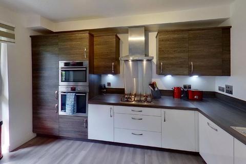 2 bedroom flat to rent, Brunswick Road, Edinburgh, EH7