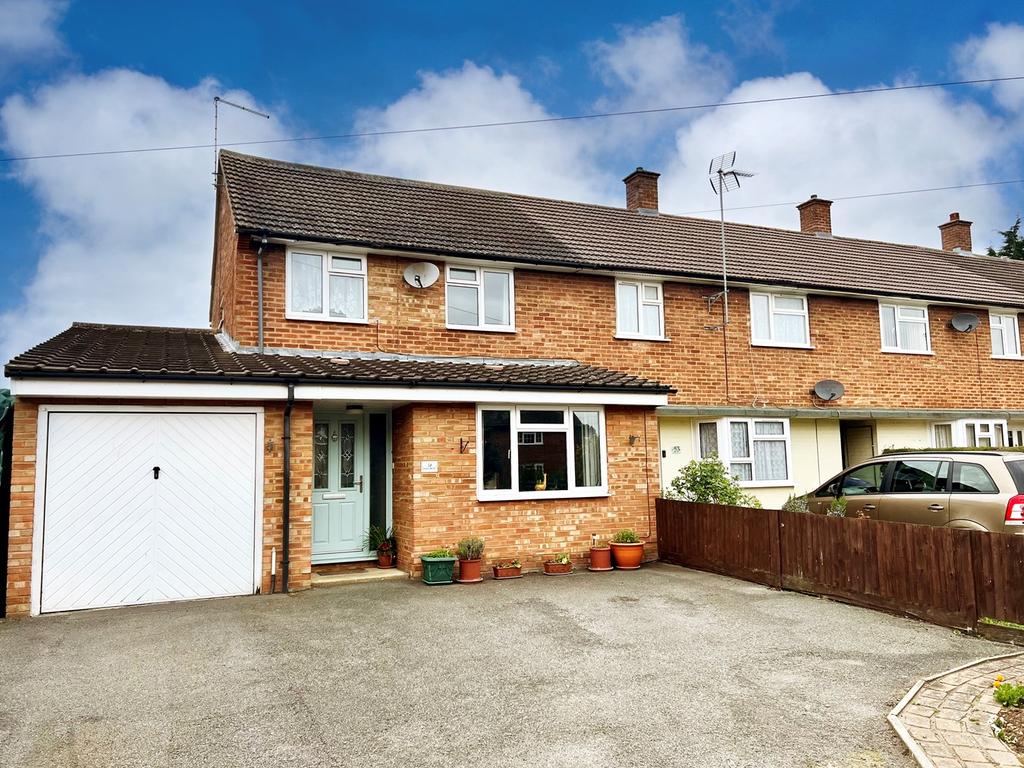 Ordelmere, Letchworth Garden City, SG6 4 bed end of terrace house £