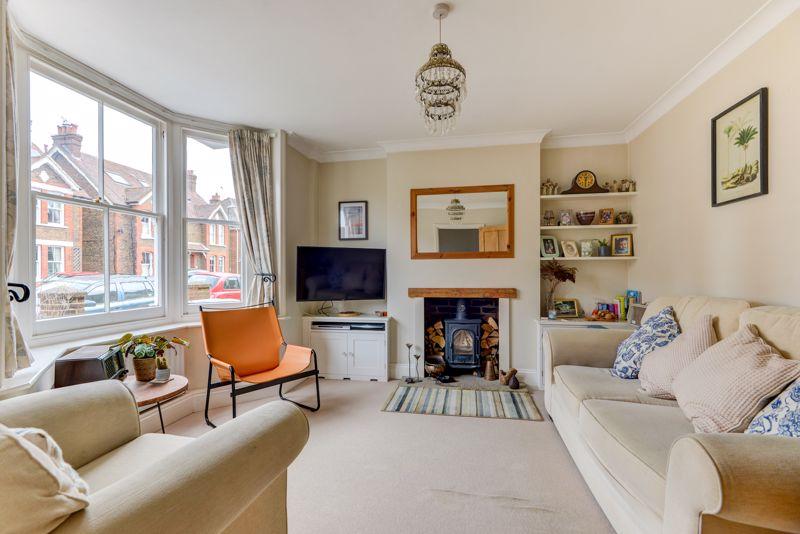 Swindon Road, Horsham 3 bed semidetached house £475,000