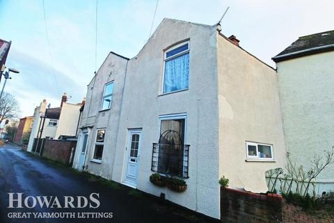 2 bedroom terraced house to rent, Burnt Lane, Gorleston