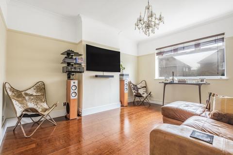 46 Lambarde Avenue, London, SE9 3HQ
