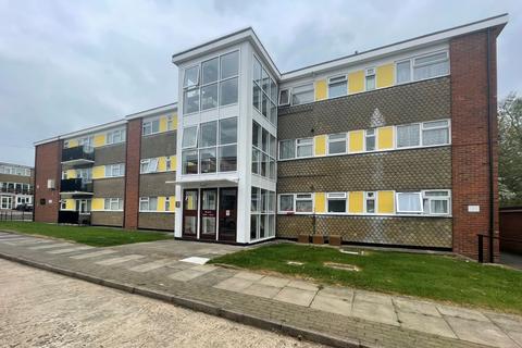 3 bedroom flat for sale - 230 Bilsby Lodge Chalklands, Wembley, Middlesex, HA9 9DY