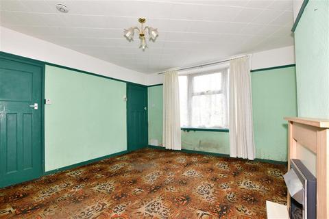 110 Camp Way, Maidstone, ME15 9BA