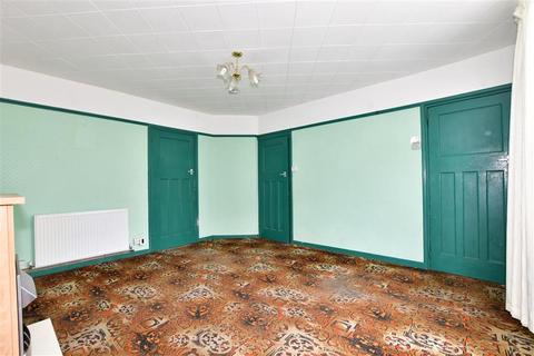 110 Camp Way, Maidstone, ME15 9BA