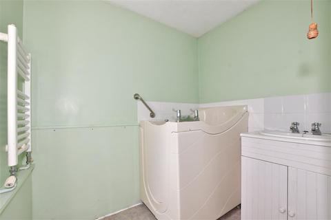 110 Camp Way, Maidstone, ME15 9BA