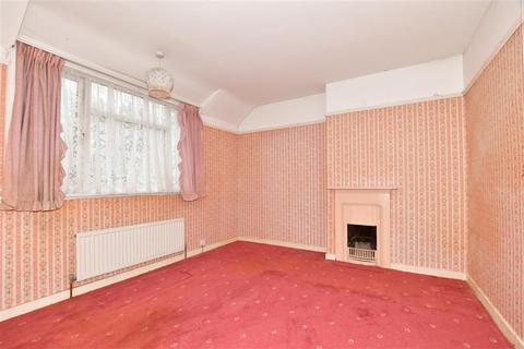 110 Camp Way, Maidstone, ME15 9BA