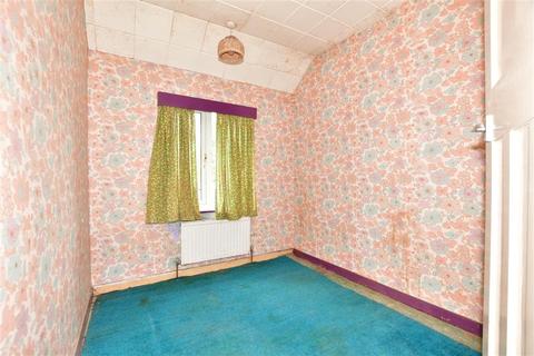 110 Camp Way, Maidstone, ME15 9BA