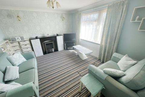 34 Durdells Gardens, Kinson, Bournemouth, BH11 9EZ