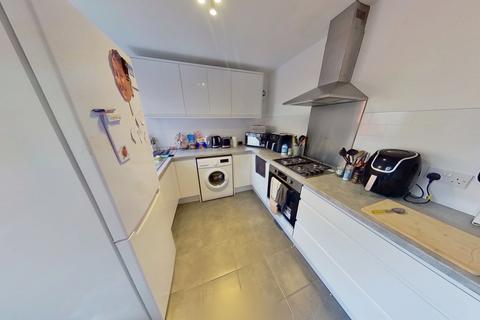 4 bedroom semi-detached house to rent, 124 Noel Street, Forest Fields, Nottingham, NG7 6AU