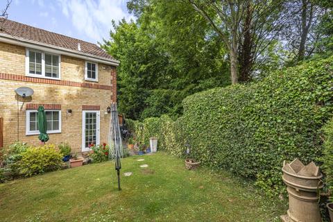 10 Lyndhurst Drive, Basingstoke, RG22 4QT