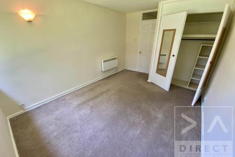 2 bedroom apartment to rent, Chichester Court, Chessington Road, Epsom KT17