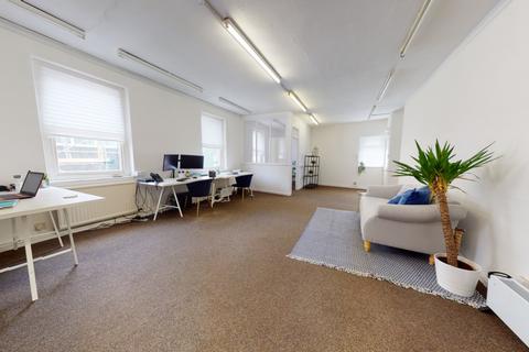 Property to rent, First Floor office, 3 Blue Street, Carmarthen, Carmarthenshire, SA31 3LQ