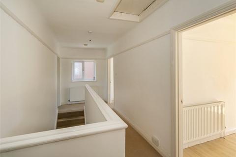 15a Gerald Road, Bournemouth, BH3 7JZ