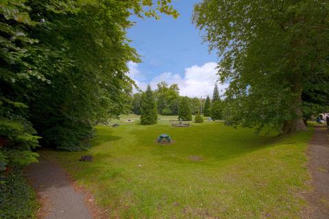 2 bedroom flat to rent, Grenfell Road, Maidenhead, SL6