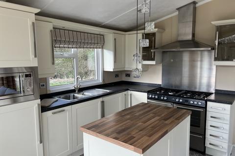 2 bedroom mobile home for sale, Bowland Lakes Leisure Village, Cleveley Bridge Bank Lane,, Forton, Lancashire, PR1 3BY
