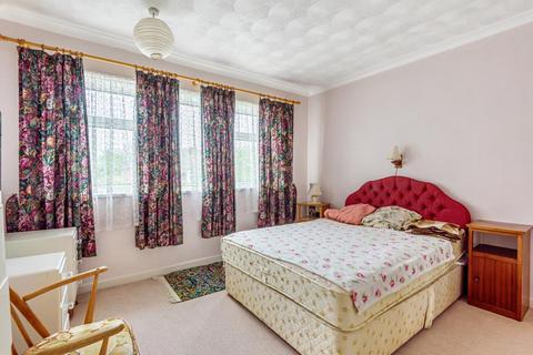 3 bedroom end of terrace house for sale - Bicester,  Oxfordshire,  OX26