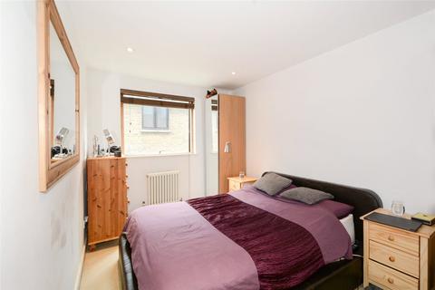 2 bedroom flat to rent - Stable House, 1, Hope Wharf, London