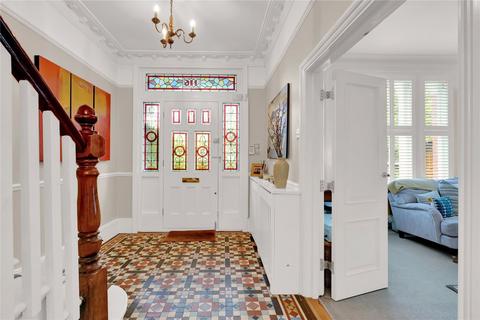 116 The Avenue, London, W13 8JX