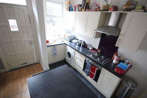 3 bedroom house to rent, Granby Grove, Leeds