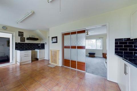 4 Broachgate, Doncaster, DN5 9HA