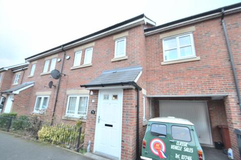 4 bedroom semi-detached house to rent - Drayton Street, Hulme, Manchester M15 5LL