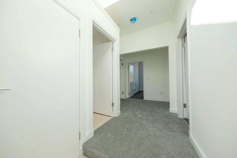 10a Main Street, Davidsons Mains, Edinburgh, EH4 5BY