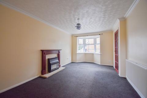 3 bedroom semi-detached house to rent, Mallow Close, Hamilton