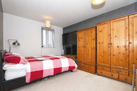 10 Ambleside Way, Leicester, LE2 9GJ