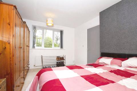 10 Ambleside Way, Leicester, LE2 9GJ