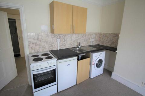 1 bedroom flat to rent, Sunnyside Road, Weston-super-Mare