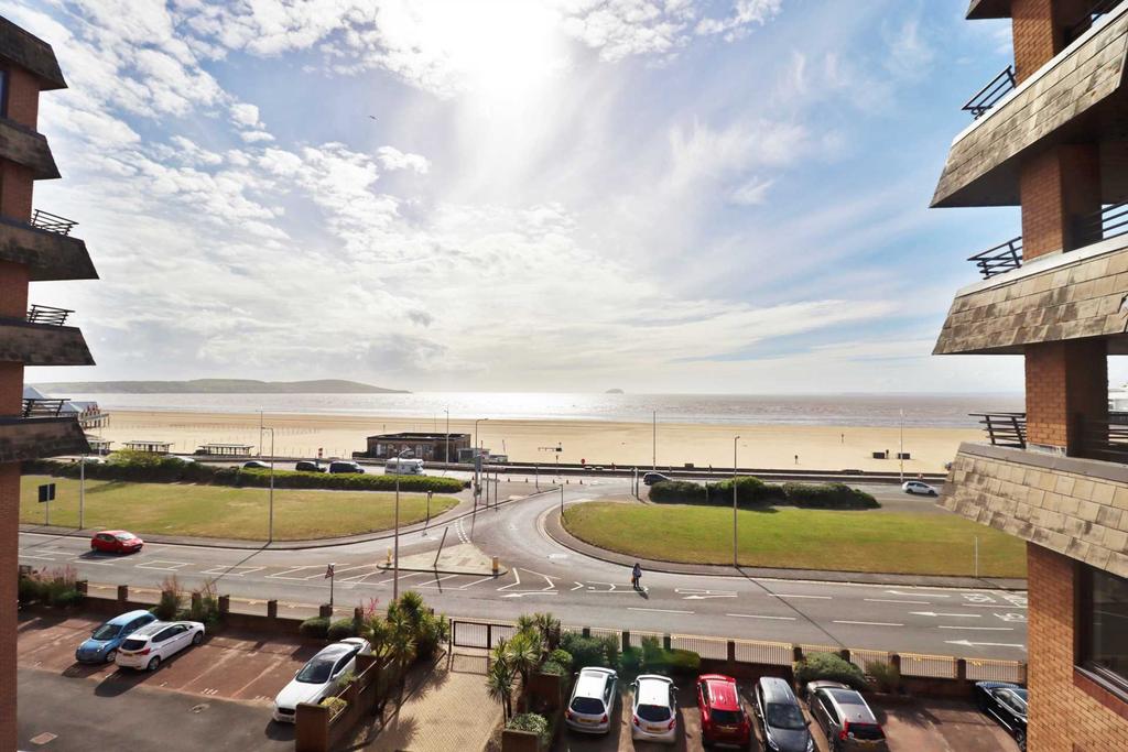 Carlton Mansions, Weston Super Mare 2 bed apartment £235,000