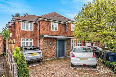12 Mowbray Road, Edgware, HA8 8JQ