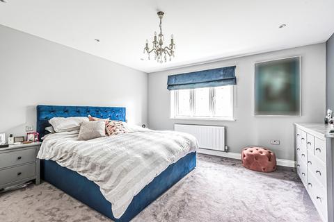 12 Mowbray Road, Edgware, HA8 8JQ