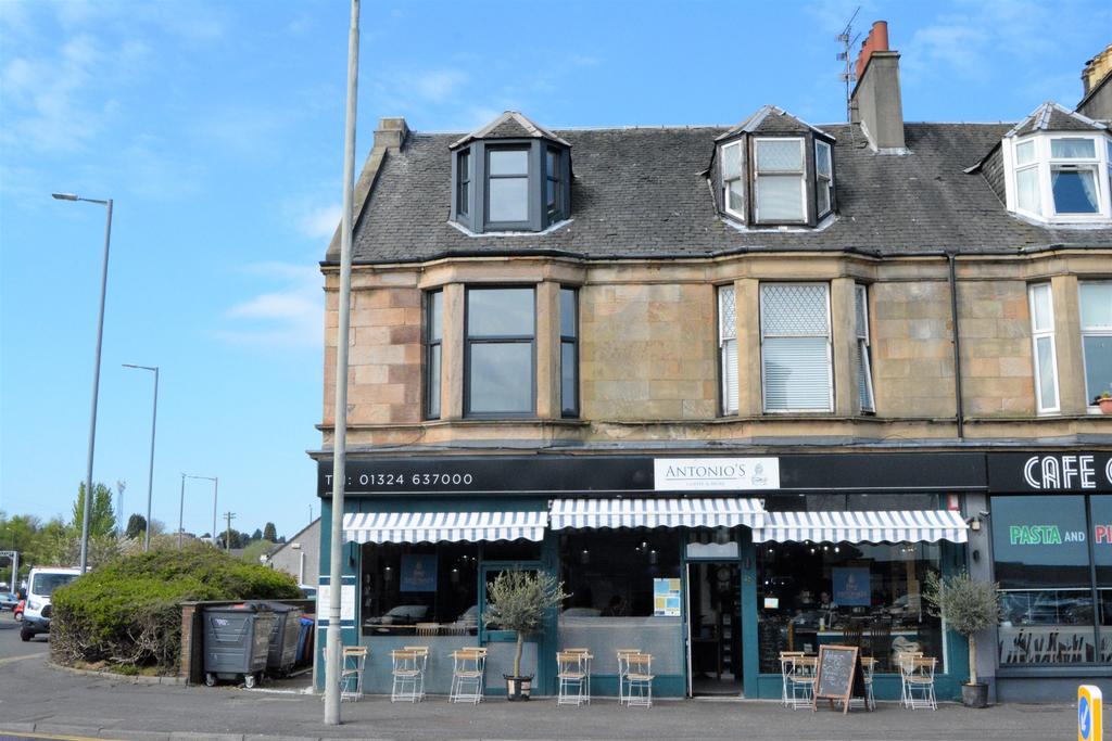 Grahams Road, Falkirk, Stirlingshire... 2 bed flat £98,000