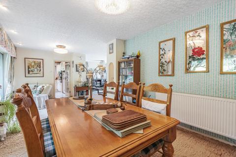 16 Elmstead Lane, Chislehurst, BR7 5EG